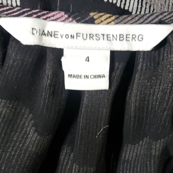 Diane Von Furstenberg Multicolor Silk Blouse Size 4 - Picture 3 of 10